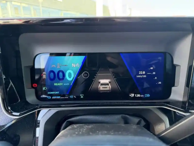 Renault 4 renault  e-tech electrique 150 ch autonomie confort — photo 12