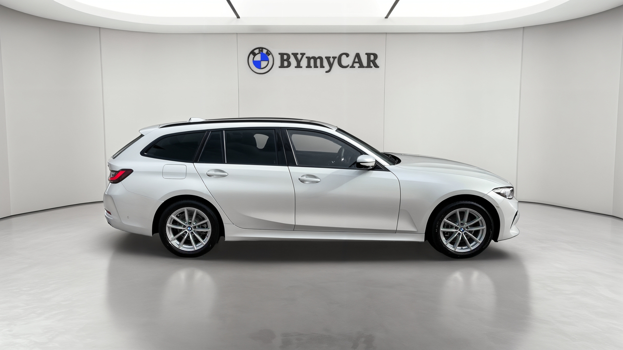 BMW Touring 318i 156 ch BVA8 — photo 6