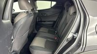 Toyota C-Hr 122h Distinctive 2WD E-CVT MY22 — photo 13