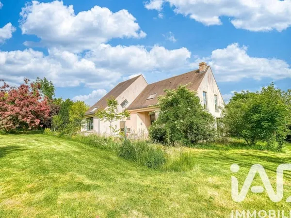 Maison 6 pièces 240 m²