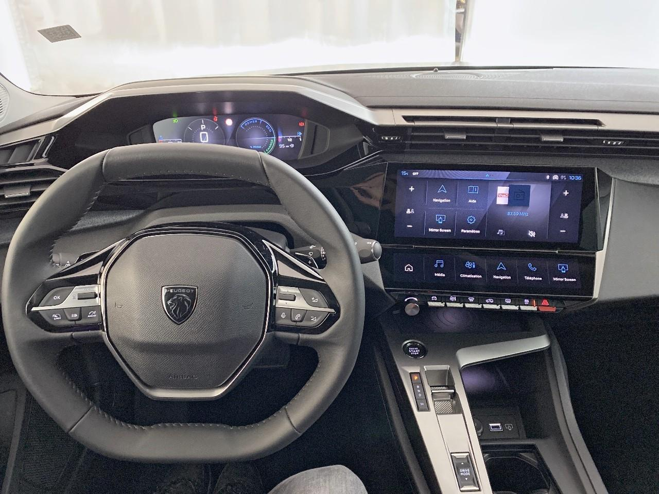 Peugeot 308 hybrid 145 e-dcs6 allure — photo 15