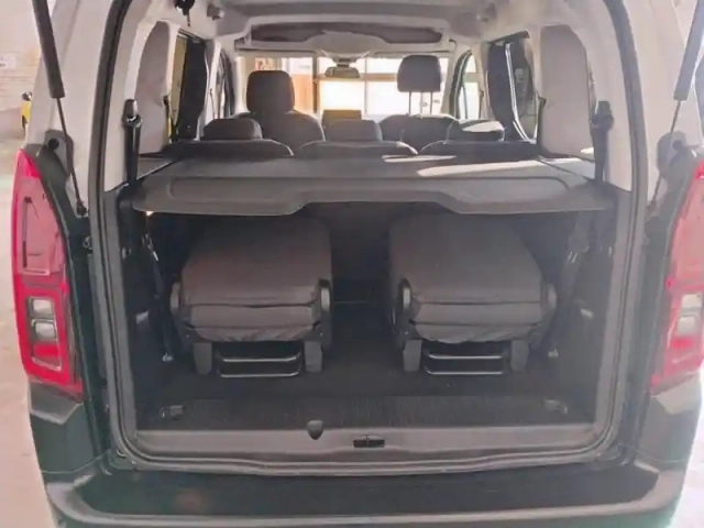 Citroën Berlingo taille m bluehdi 130 s&amp;s bvm6 shine — photo 8