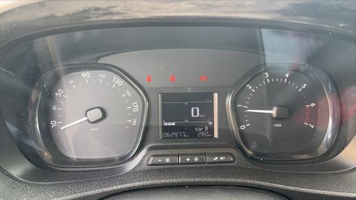Citroen SpaceTourer 1.5 BlueHDi 100 - Feel – 2018 – 62977 km – Diesel – Boîte Manuelle — photo 29