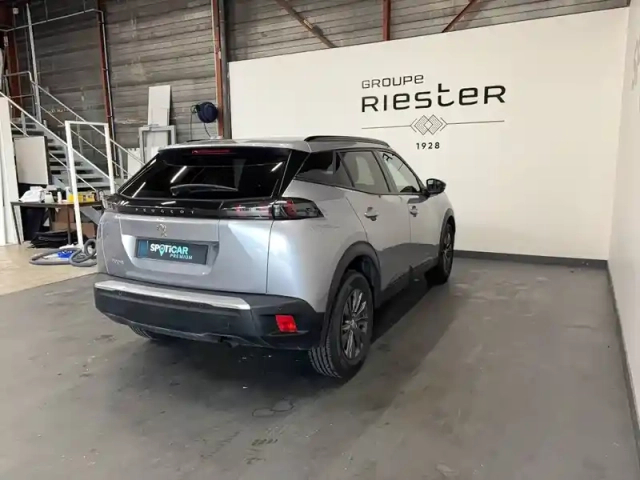 Peugeot 2008 puretech 100 s&amp;s bvm6 — photo 5