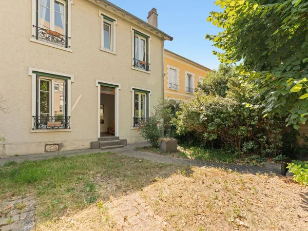 Maison 5 pièces 74 m²