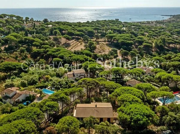 Villa 5 pièces 157 m²
