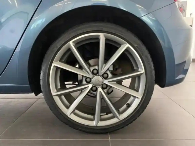 Audi A1 sportback 25 tfsi 95ch business line — photo 12
