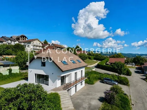 Maison 8 pièces 166 m²