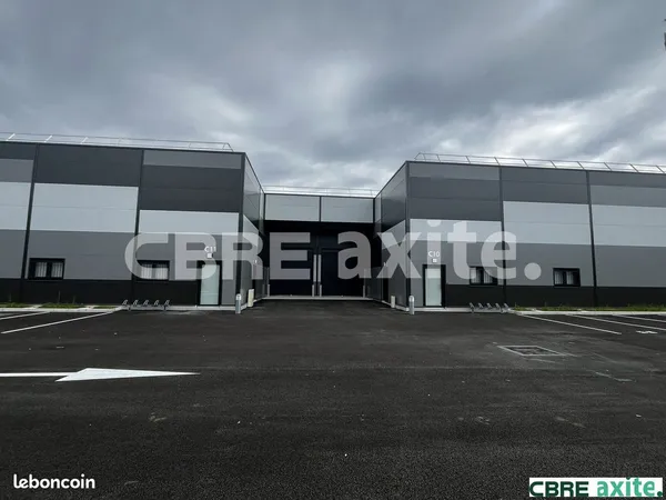 LOCAL D'ACTIVITE 10320 m² JANNEYRIAS