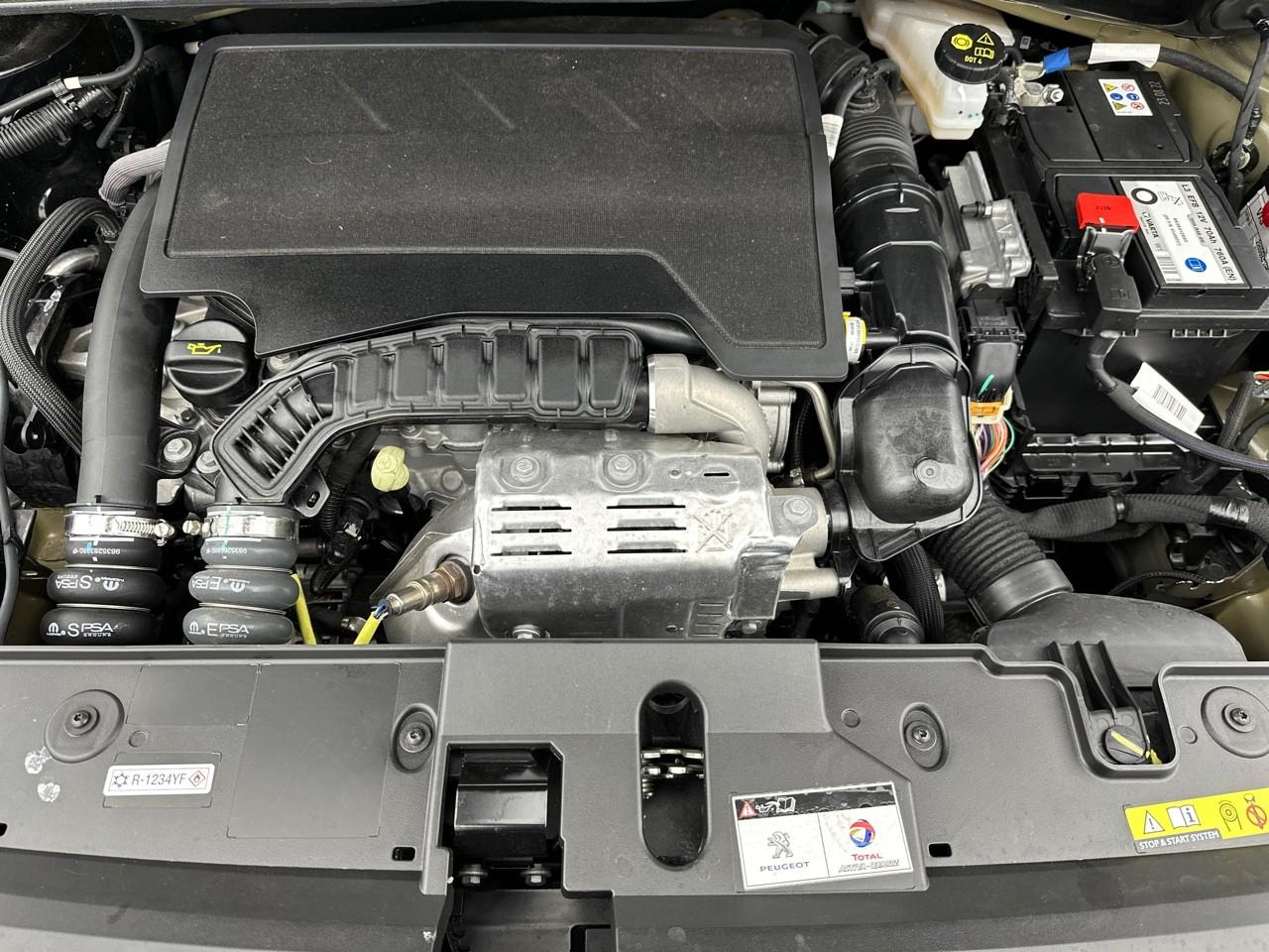 Peugeot 208 puretech 100 s&s bvm6 style — photo 13