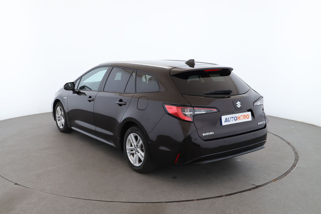Suzuki Swace 1.8 Hybrid Pack — photo 3