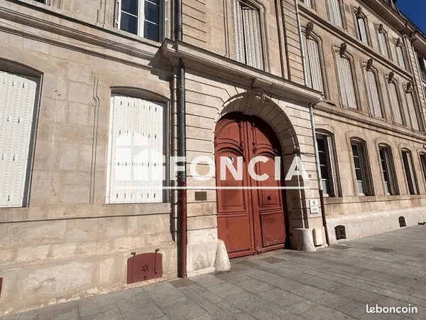 Studio 1 pièce 23 m²
