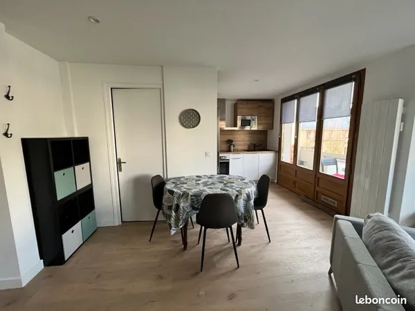 Appartement lumineux avec deux balcons - Quartier des Galeries Lafayette