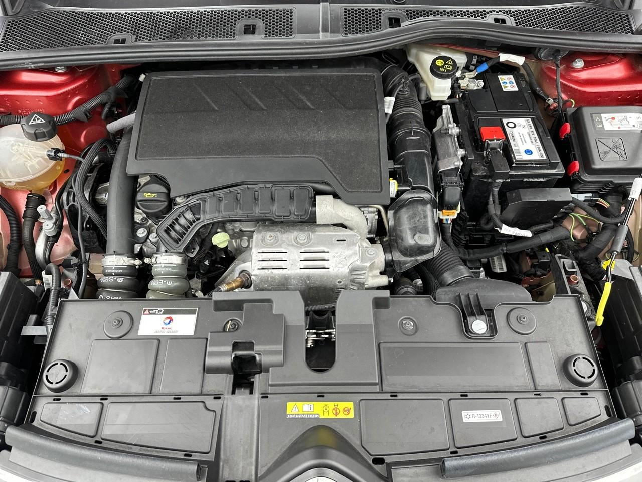 Citroën C4 puretech 130 s&s eat8 shine pack — photo 13