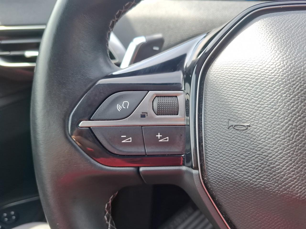 Peugeot 3008 1.5 bluehdi 130ch s&s allure pack eat8 — photo 14