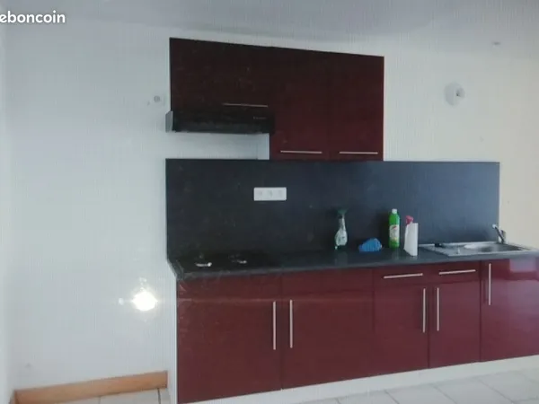 A louer appartement T2 à Châteauneuf sur Charente