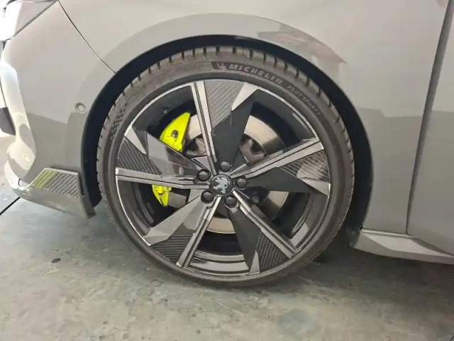 Peugeot 508 hybrid4 360 e-eat8 peugeot sport engineered — photo 13