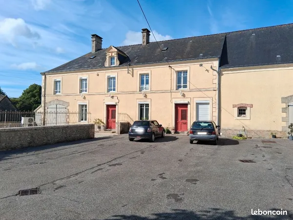 Maison avec dépendances
