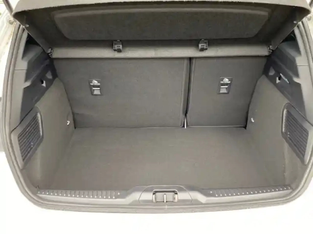 Ford Focus 1.0 flexifuel mhev 125ch st-line x — photo 11