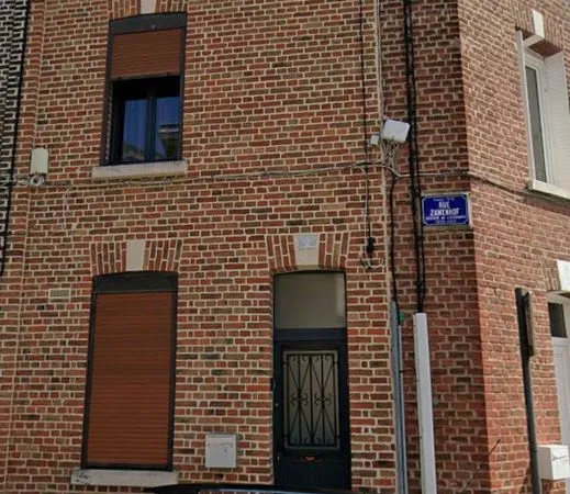 Maison typique Amiénoise 2 chambres, R+2