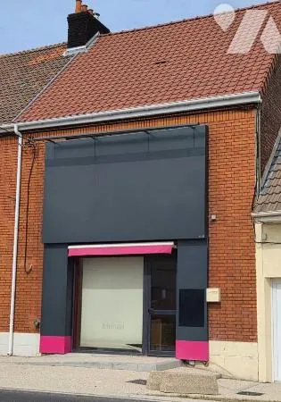 Local d'activités 1 pièce 205 m²