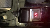 Peugeot 2008 1.5 BlueHDi 130ch S&S GT Pack EAT8 125g — photo 36