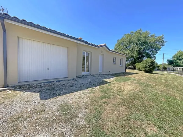 Maison contemporaine - 3 chambres - garage et jardin - 90m2