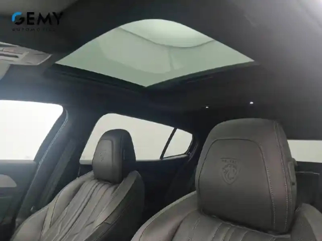 Peugeot 408 phev 225 e-eat8 — photo 21
