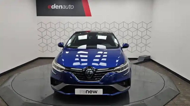 Renault Megane mégane iv berline e-tech plug-in hybride 160 — photo 12