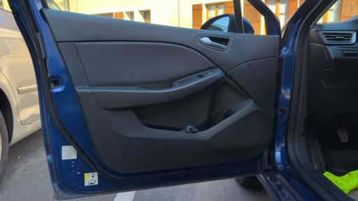 Renault Clio 1.0 TCe 100 - Zen – 2019 – 103769 km – Essence – Boîte Manuelle — photo 42