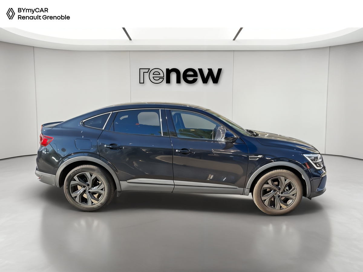 Renault Arkana E-Tech hybride 145 - 22 — photo 6