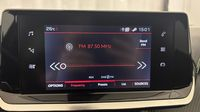 Peugeot 2008 1.5 BlueHDi 130ch S&S GT EAT8 — photo 18