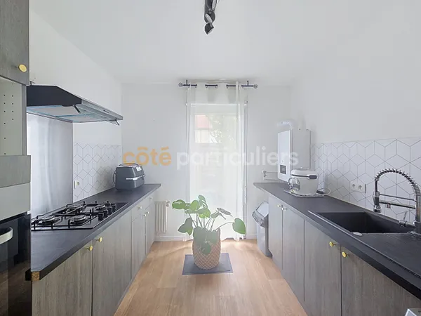 Maison 3 chambres avec jardin et stationnement