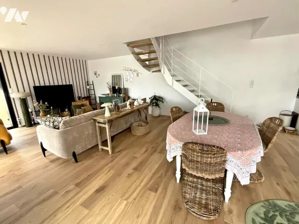 Maison 4 pièces 142 m²