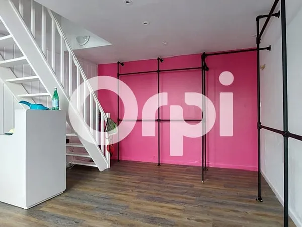 Local commercial 2 pièces 31 m²