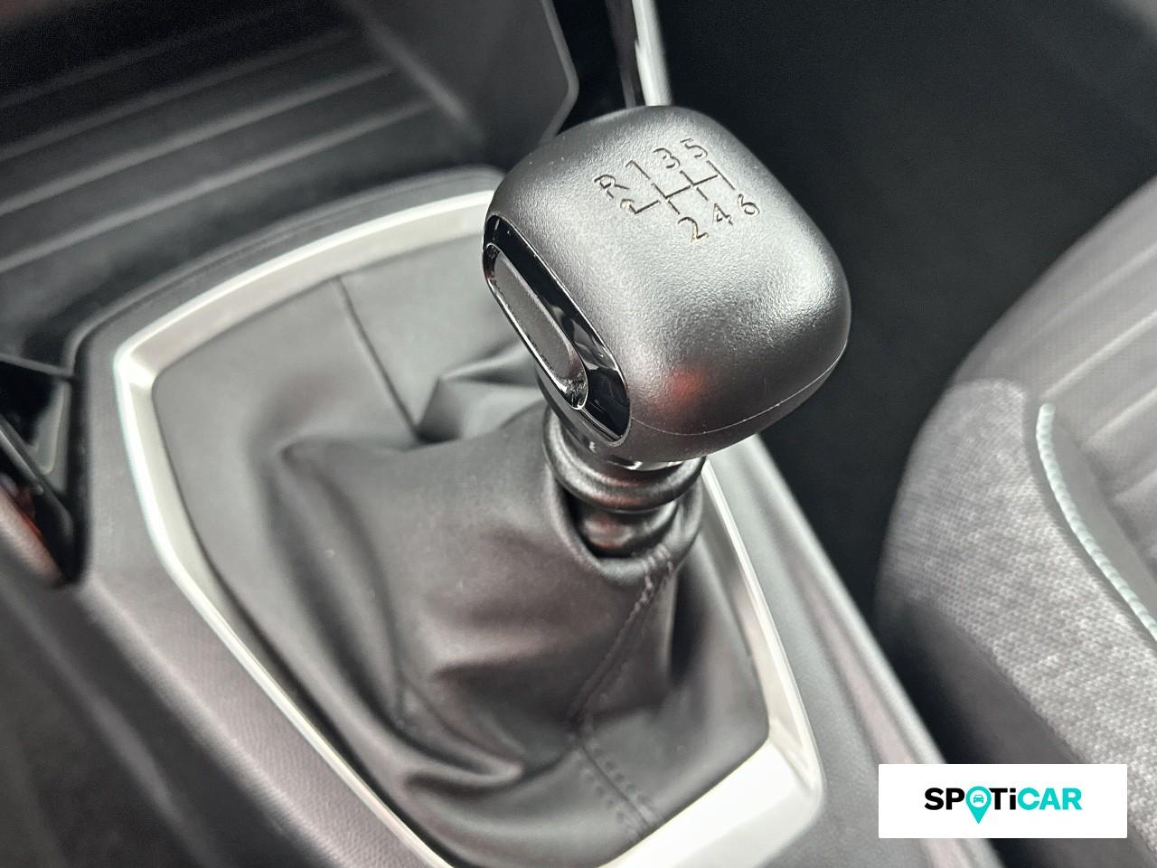 Peugeot 208 1.2 puretech 100ch s&s style 118g — photo 14