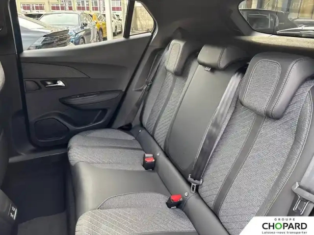 Peugeot 2008 electrique 54 kwh 156 ch — photo 45