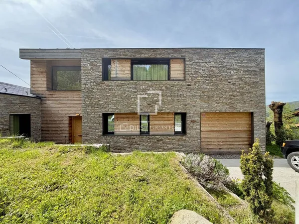 Villa 240 m²