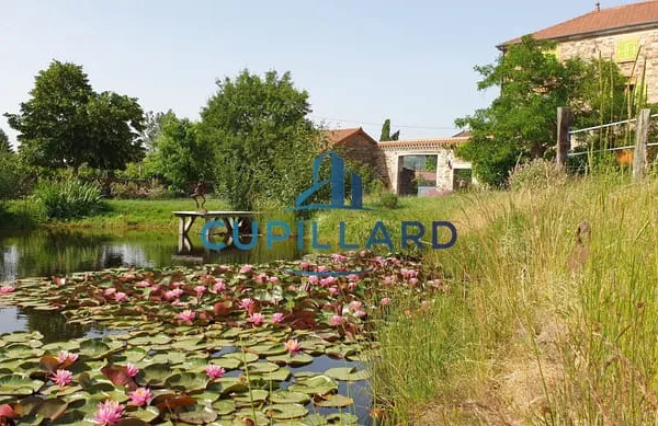 Maison de maître de 270m2 - Saint-Jean-Saint-Maurice - 3 hec