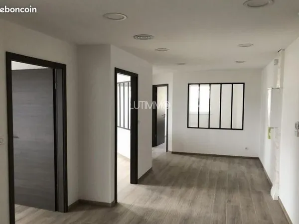 Bureaux 109 m² Illfurth