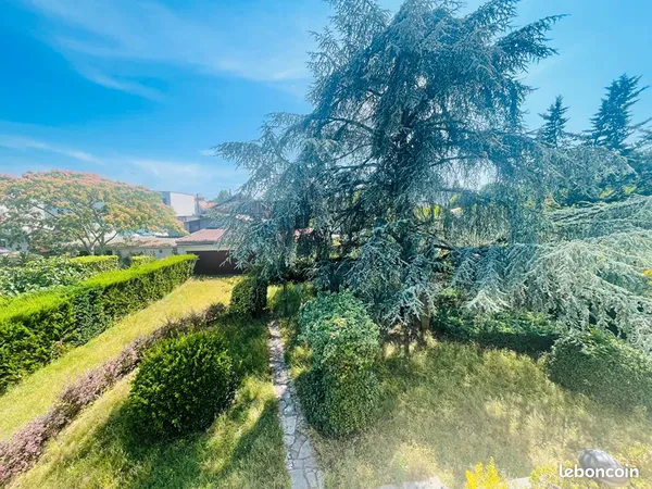 Terrain 465 m² MERIGNAC
