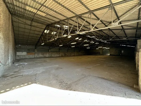 Hangars 900m4