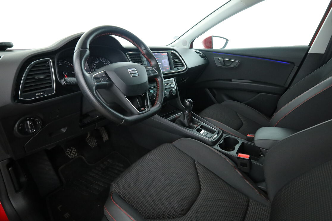 Seat Leon 2.0 TDI FR — photo 10