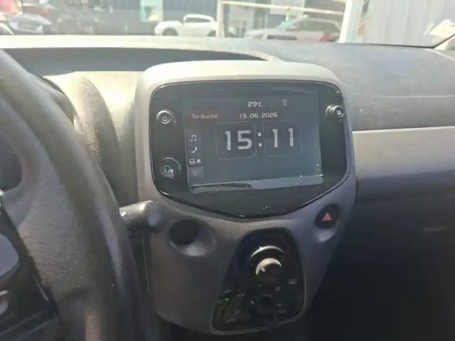 Toyota Aygo 1.0 vvt-i x-shift — photo 13