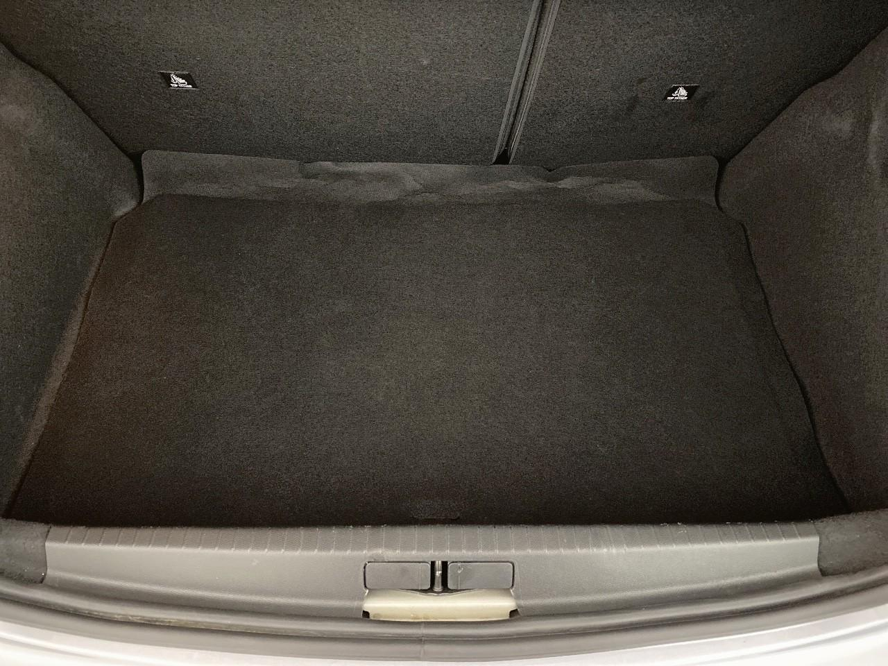 Peugeot 208 100 s&s bvm6 style — photo 6