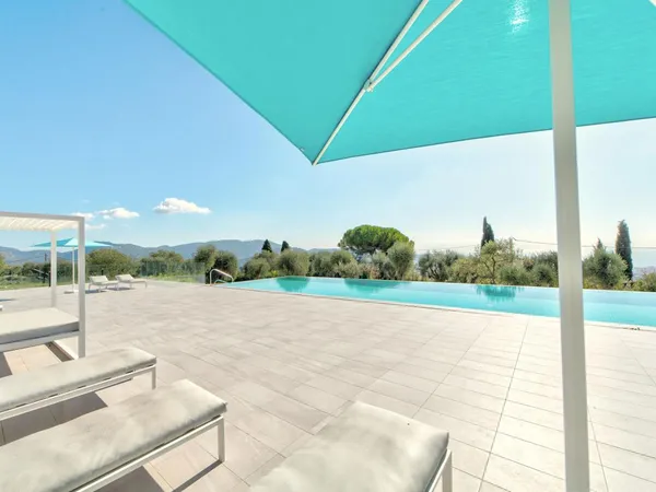 Exclusivité. Appartement-villa T4, NICE, vue mer panoramique