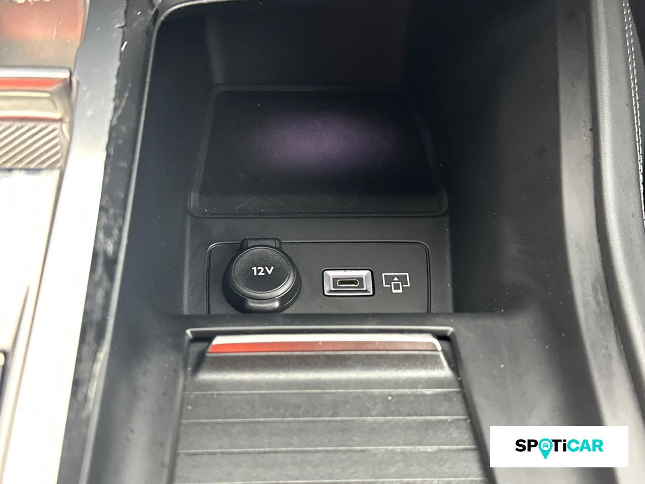 Peugeot 308 nouvelle 308 berline allure pack hybrid 180 e-eat8 — photo 16