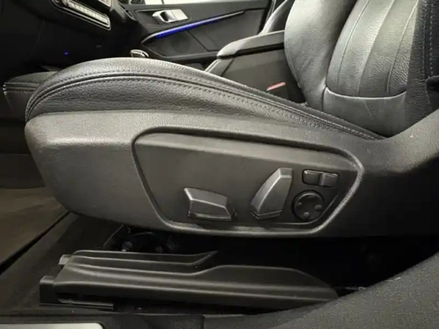 Bmw Serie 1 série 1 118da 150ch m sport 8cv — photo 13