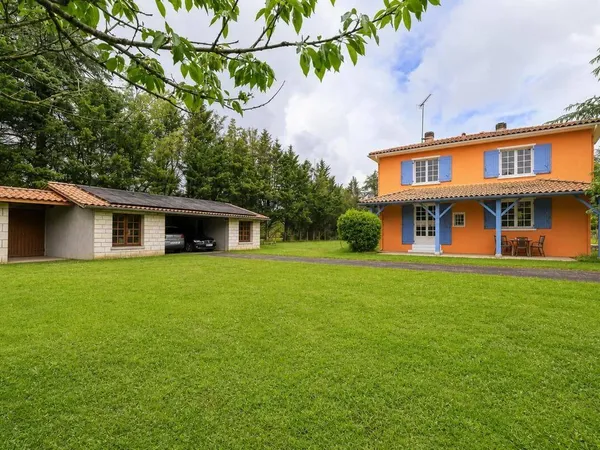 Maison 6 pièces 147 m²