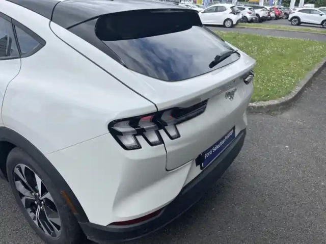 Ford Mustang 268ch standard range 73kwh propulsion — photo 21